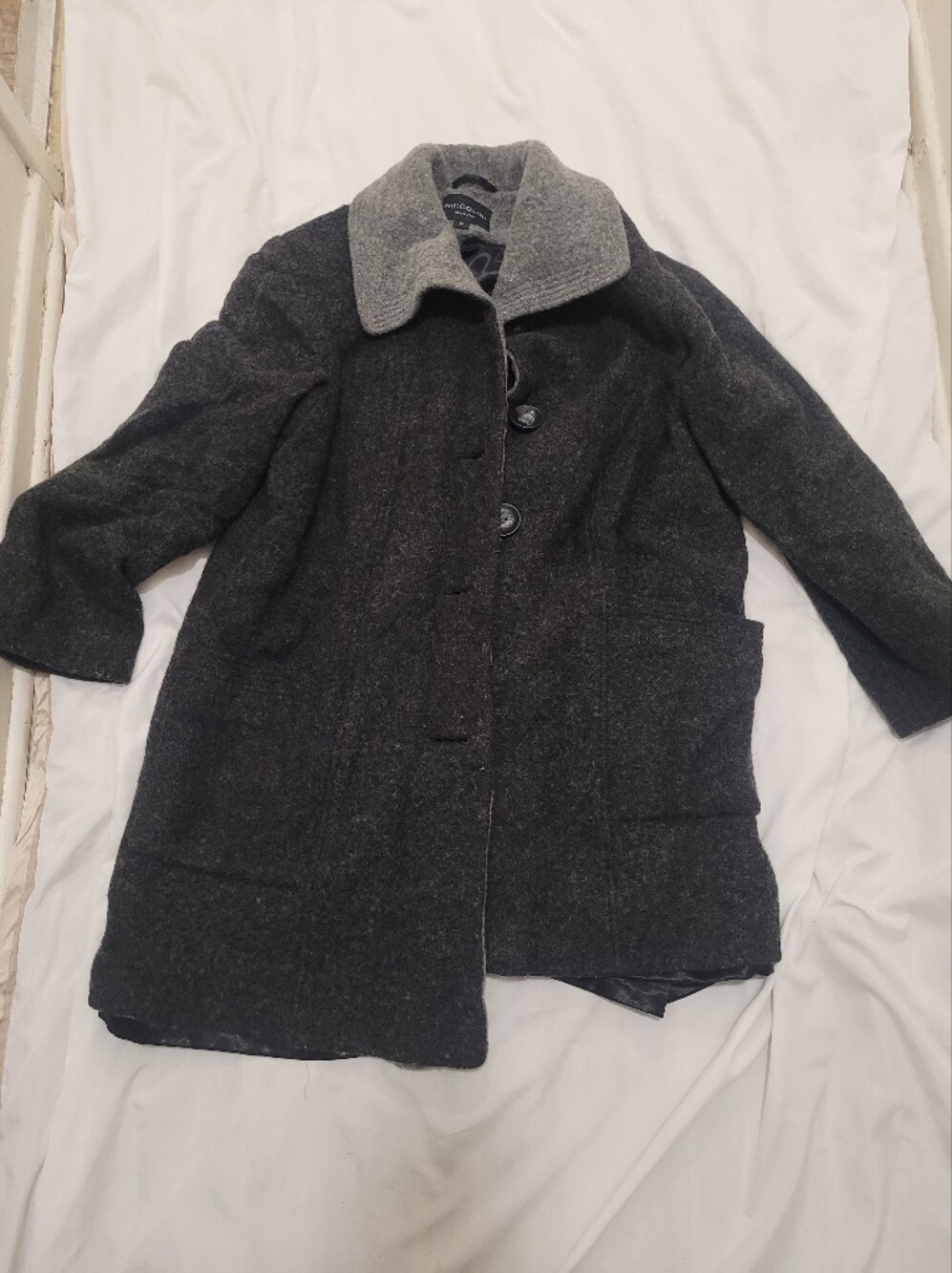 Men's Dark Gray Wool-Blend Pea Coat with Contrasting Collar